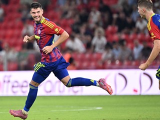 Hajduk posudio Karačića Osijeku, raskinuo suradnju s Edgarom