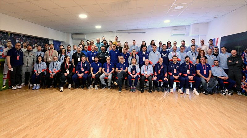 U Zagrebu organiziran Medicinski simpozij HNS-a