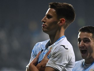 Majstorija Dantasa za bod Rijeke s igračem manje, Lokomotiva "okrenula" Vukovar 1991