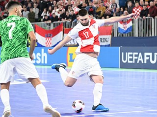 Sekulić: “Neopisiv je osjećaj doživjeti himnu u svetom dresu u onakvom ambijentu“