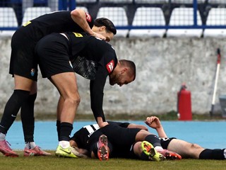 "Škarice" Banoveca za uzbudljivu pobjedu Vukovara 1991, Hajduk nadjačao Slaven