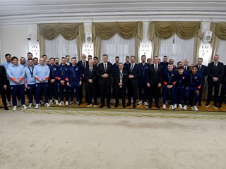 Premijer Andrej Plenković u Banskim dvorima primio brončanu futsalsku reprezentaciju