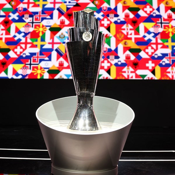 Hrvatska u skupini sa Španjolskom, Engleskom i Češkom