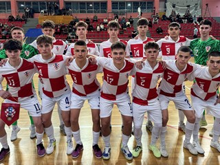 Hrvatska u Makarskoj poražena od Francuske