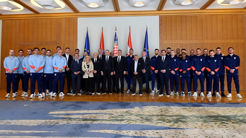 Predsjednik RH Zoran Milanović primio brončanu futsalsku reprezentaciju