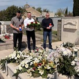 Kustić, Subašić i Svetko Ćustić obilježili 18. obljetnicu smrti Hrvoja Ćustića