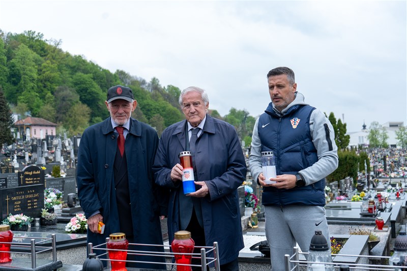 Obilježena 25. obljetnica smrti Branka Čavlovića - Čavleka