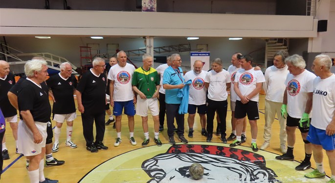 Hodomet osvojio i Šibenik: Sportsko druženje veterana na Baldekinu