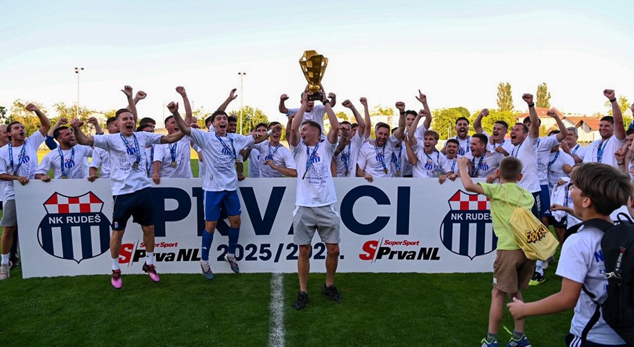 Glavni tajnik Tomaško uručio Rudešu medalje i trofej