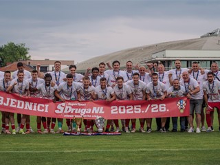 Segesta osvojila SuperSport Drugu NL, Tomaško uručio medalje i pehar