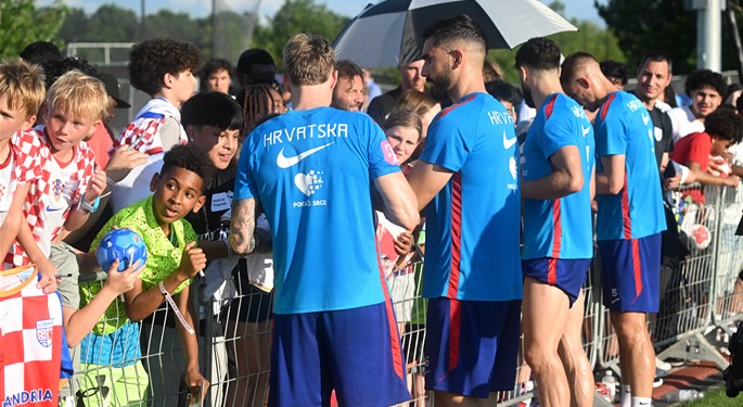 The Vatreni delight large crowd of fans in Alexandria