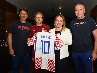 Gošća Vatrenih Martina Caswell, kći poginulog branitelja Ivana Senčića