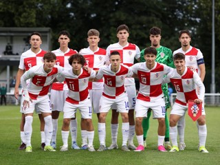 Hrvatska otvorila nastup porazom od Ukrajine