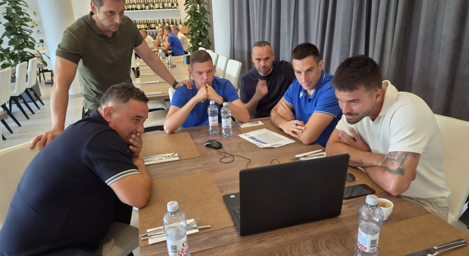 Održan seminar sudaca Prve i Druge nogometne lige
