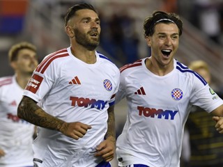 Rijeka nadjačala Istru 1961, Hajduk s igračem više uvjerljiv protiv Osijeka