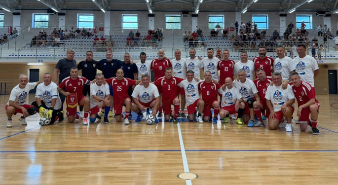 Veteranska reprezentacija uveličala otvaranje nove sportske dvorane u Velikoj Ludini