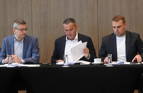 Odluke Izvršnog odbora HNS-a