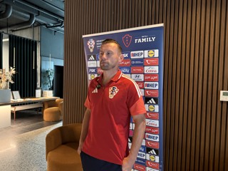 Olić: "Fokus nam je Mađarska, s tri boda bili bismo pred pragom Eura"