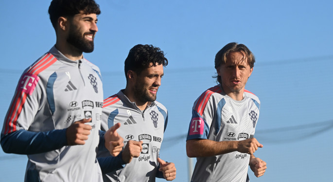 Briljantna asistencija Gvardiola, Modrić asistent za bod Milana