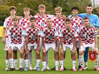Hrvatska u Samoboru uvjerljiva protiv Walesa
