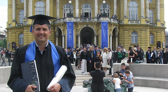 Romeo Jozak među novim doktorima znanosti