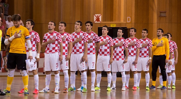 Hrvatska sa Španjolcima i Česima