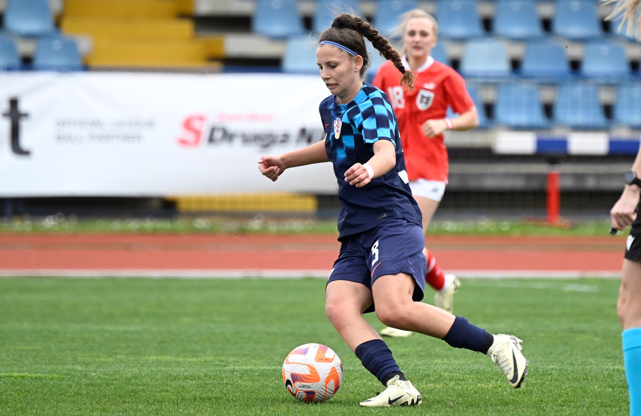 Poraz ženske U-19 reprezentacije od Islanda