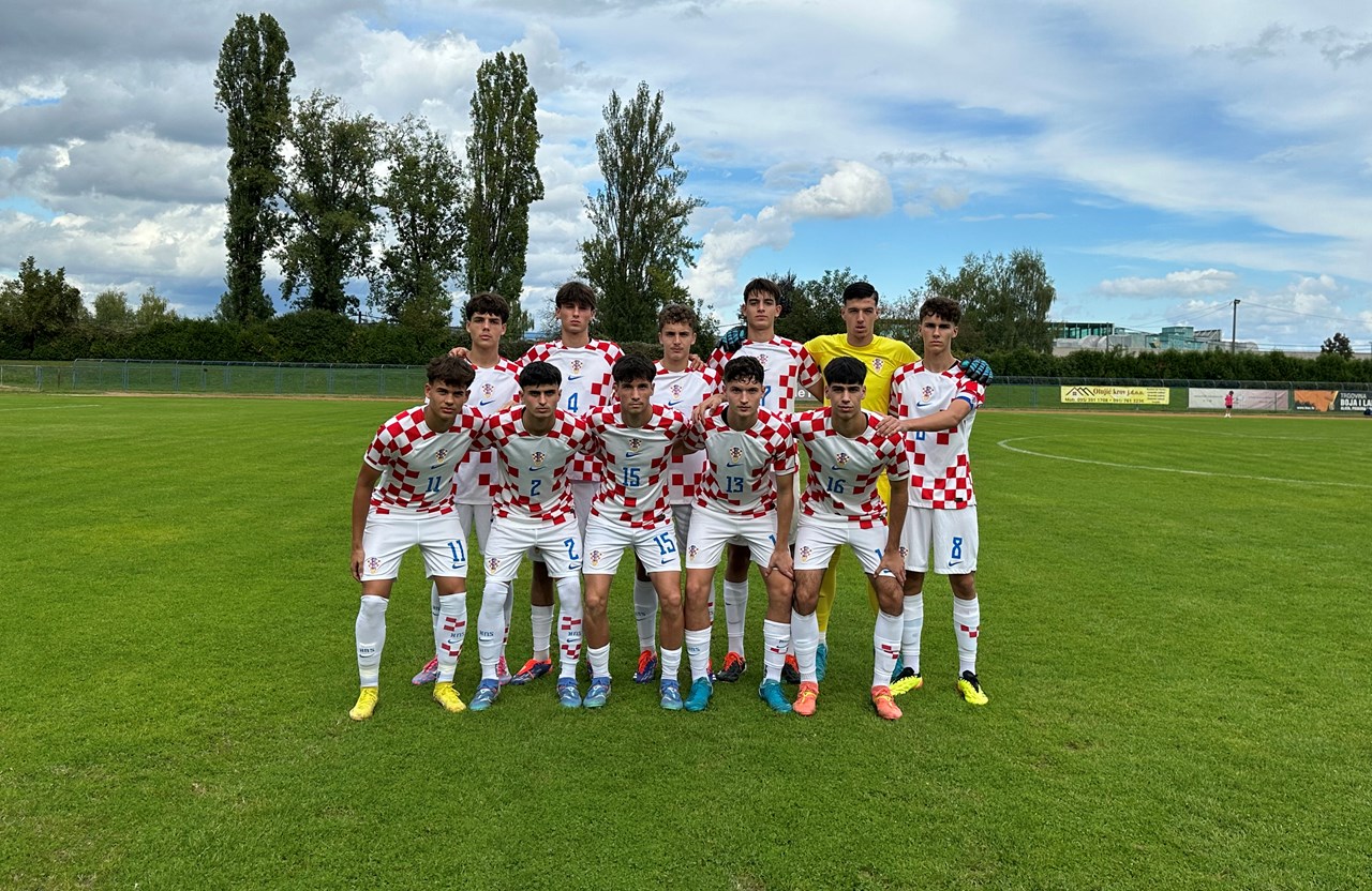 U-17 reprezentacija slavila protiv Slovenije