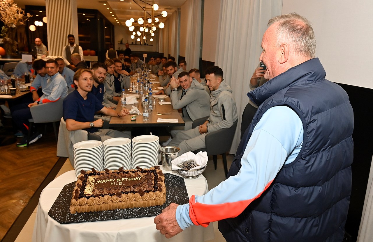 Rođendanska torta u čast kralja rima Mladena Pilčića