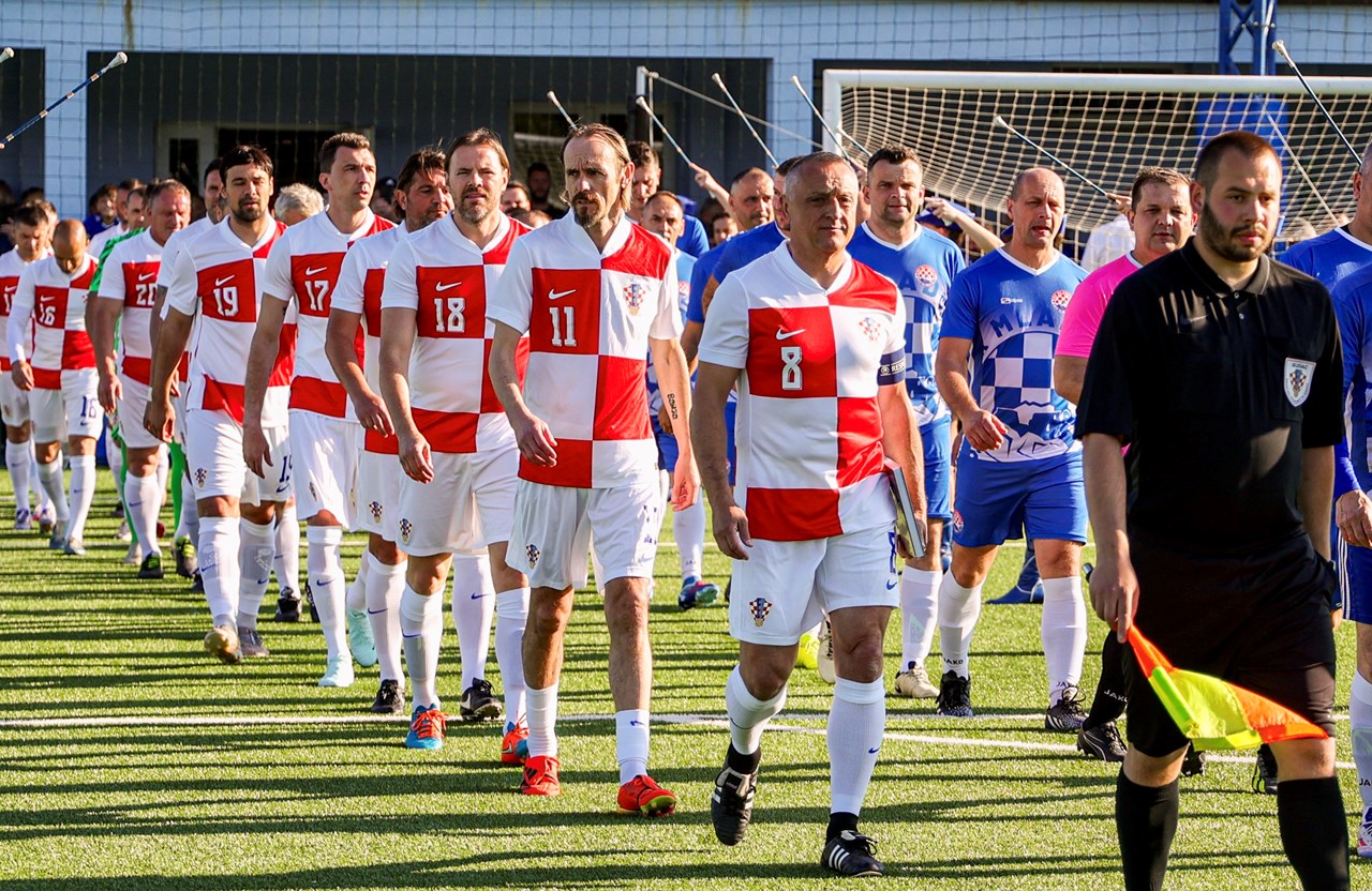Reprezentacija veterana Hrvatske na otvaranju sportskog centra Amruševo Klinča sela!