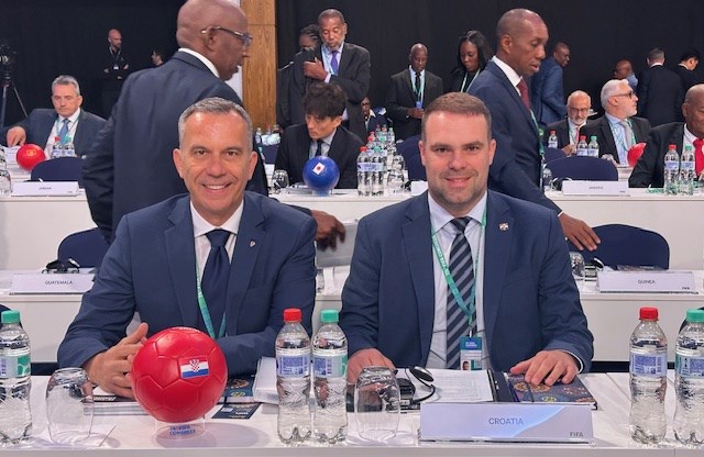Tomislav Svetina i Josip Tomaško predstavljali HNS na Kongresu Fife