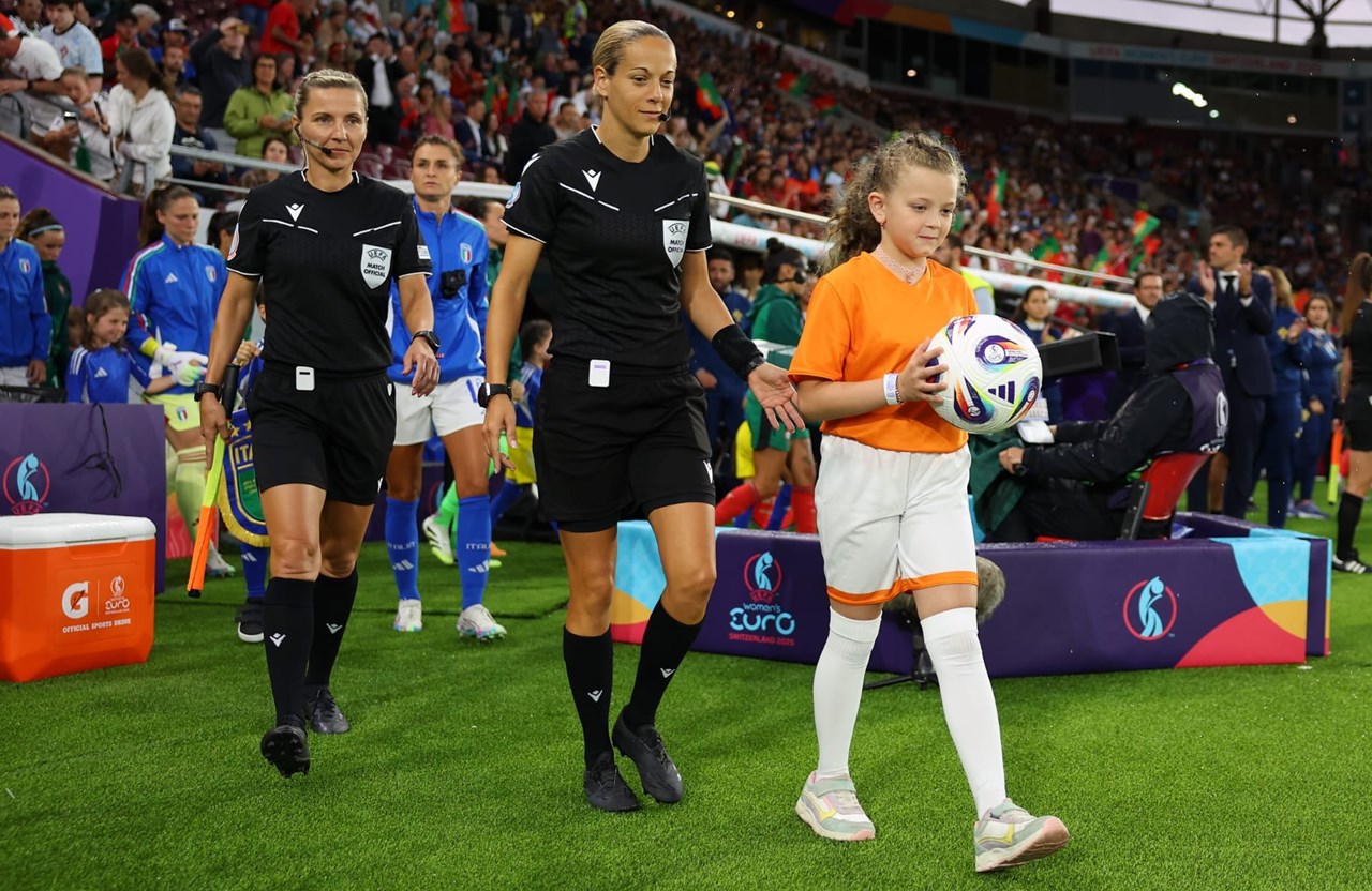 Ivana Martinčić i Sanja Rođak Karšić sude polufinale Eura za žene