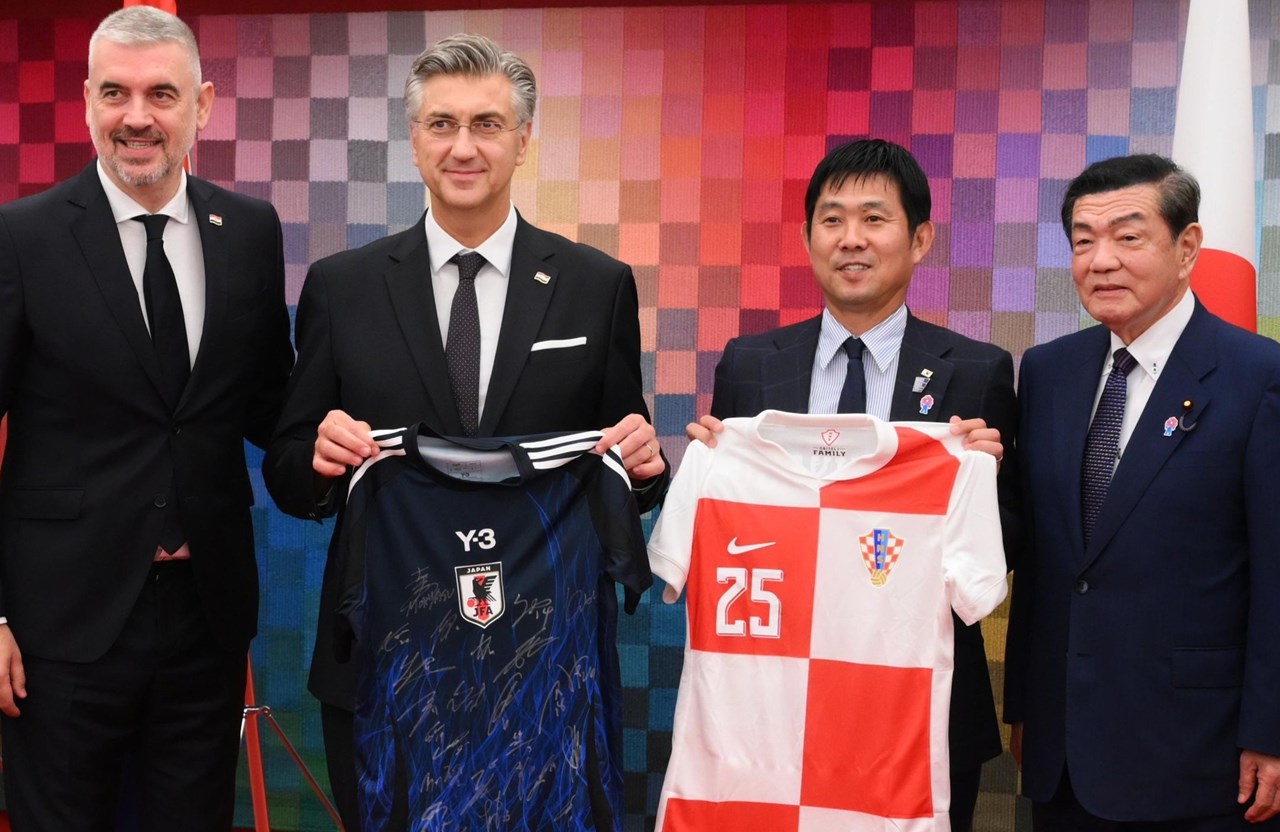 Stipe Pletikosa i Mihael Mikić na Hrvatskom sportskom danu na EXPO-u u Osaki