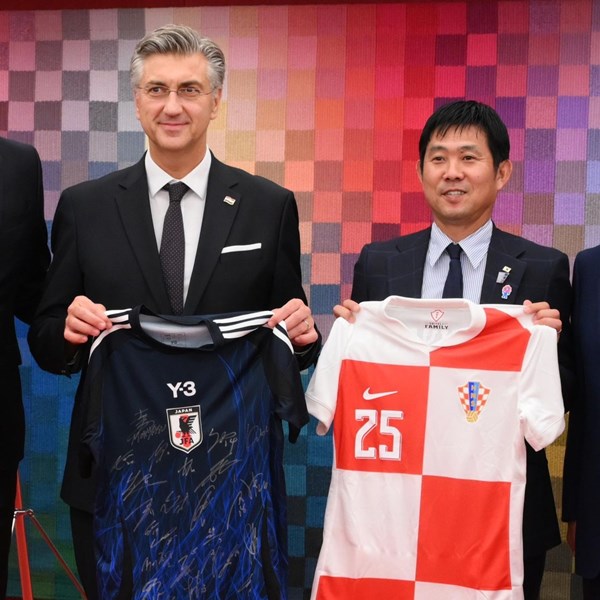 Stipe Pletikosa i Mihael Mikić na Hrvatskom sportskom danu na EXPO-u u Osaki