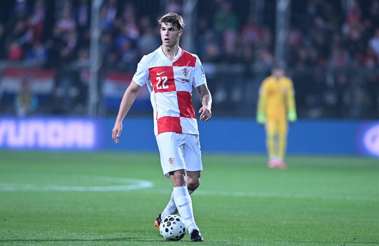 Luka Vušković donio bod HSV-u protiv vodećeg Bayerna