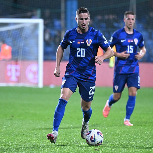 Franjo Ivanović na posudbi u francuskom Lensu