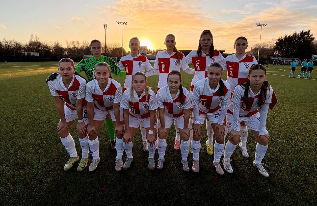 Hrvatska otvorila vodstvom, Škotska preokretom do pobjede