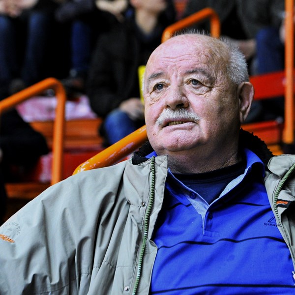 Preminuo neponovljivi golgeter Kutije šibica, Mićo Vujanić