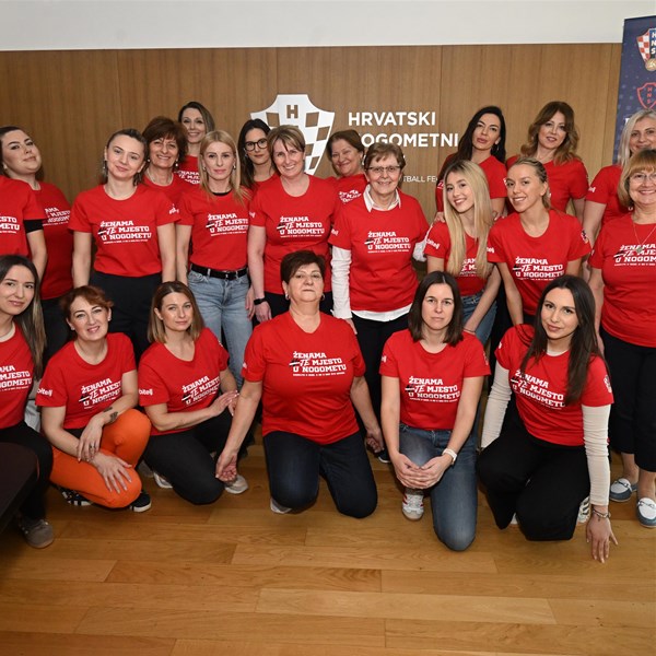 Žene koje pokreću nogomet: HNS obilježava Međunarodni dan žena