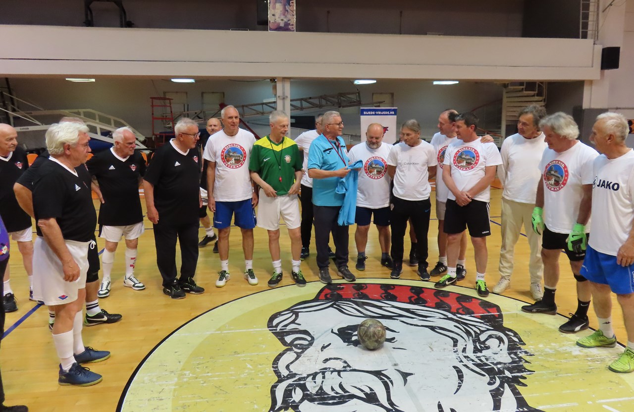 Hodomet osvojio i Šibenik: Sportsko druženje veterana na Baldekinu