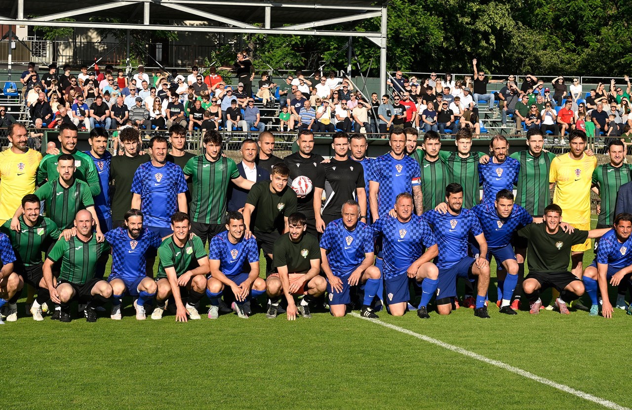 Legende Vatrenih humanitarnom utakmicom obilježile stoti rođendan NK Trešnjevka