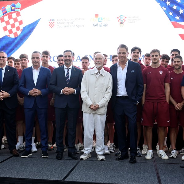 Vatreni i vodstvo HNS-a gosti događaja “Hrvatska u igri”