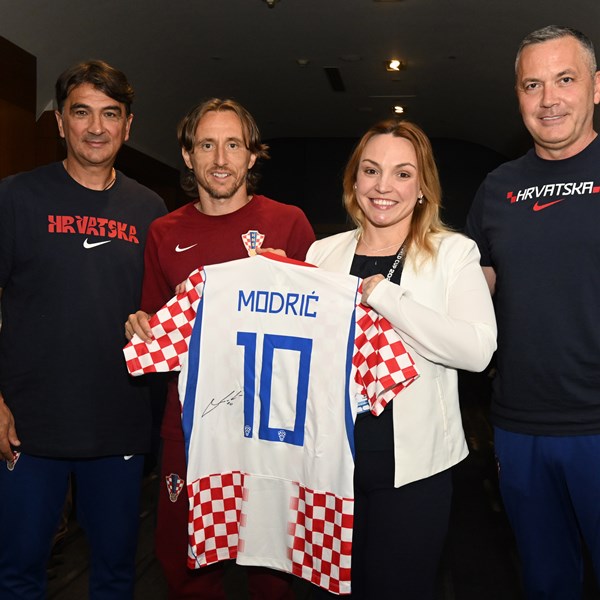 Gošća Vatrenih Martina Caswell, kći poginulog branitelja Ivana Senčića
