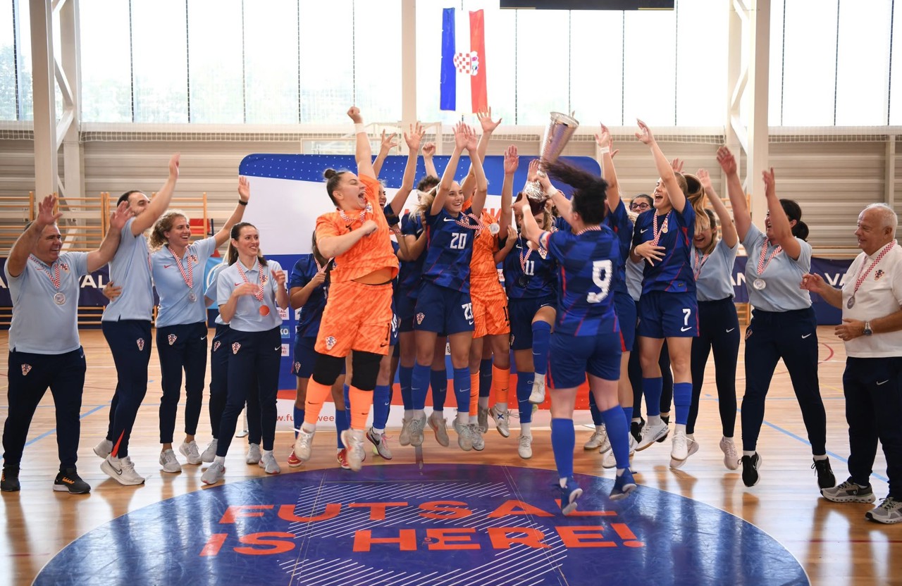 Hrvatska osvojila srebro na Futsal Weeku, Tomkić najbolja vratarka turnira