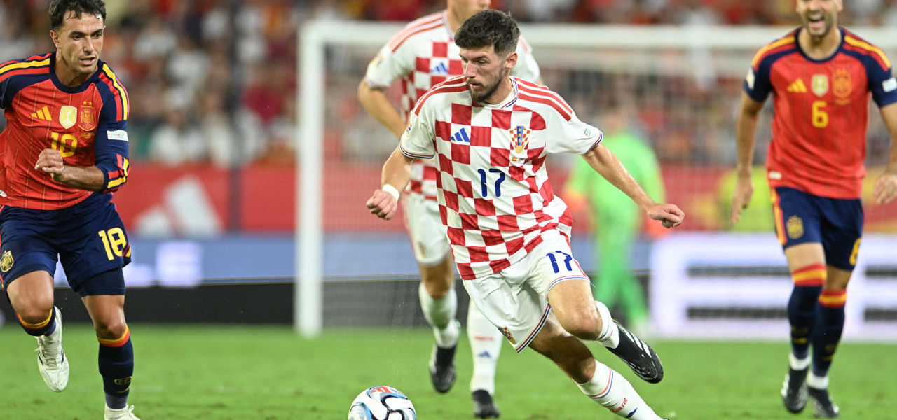 Petar Sučić strijelac i igrač utakmice, Majer asistent